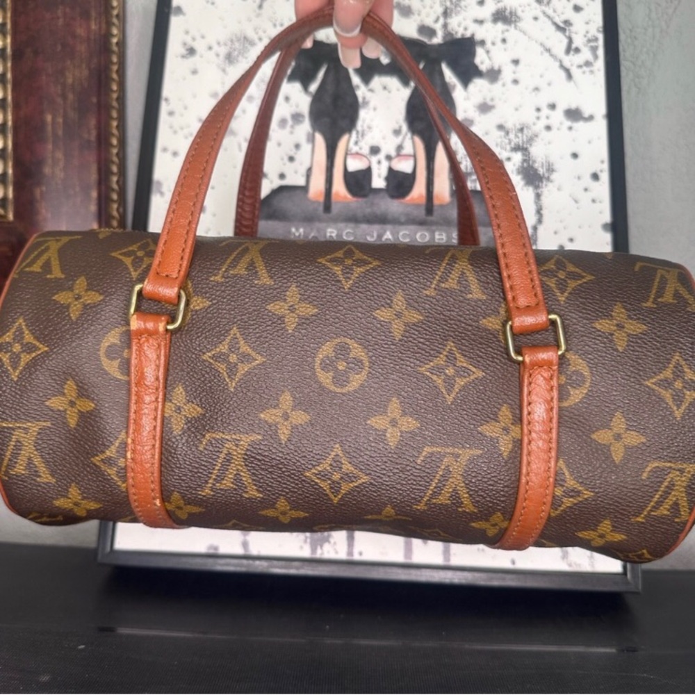 Louis Vuitton Shoulder Bag
